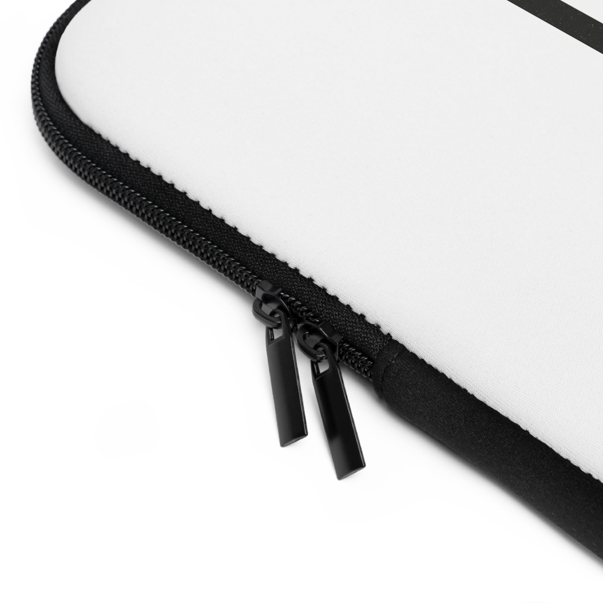 I Love Chess N&B Laptop Sleeve