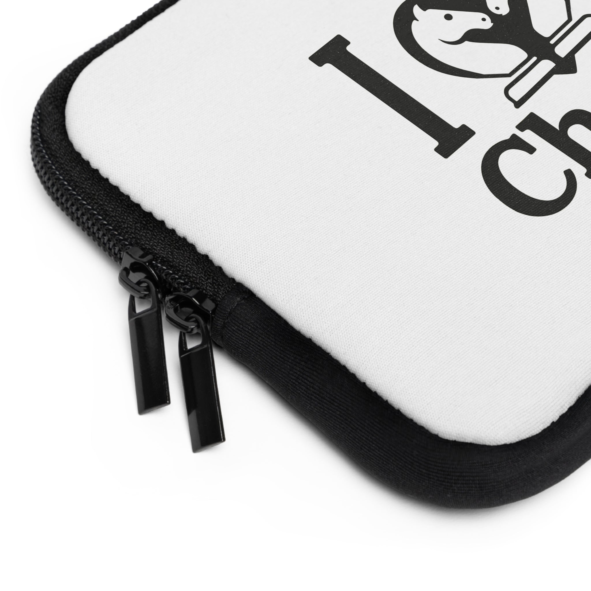 I Love Chess N&B Laptop Sleeve